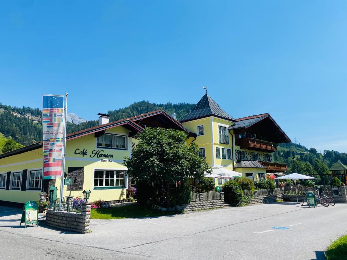 Hotel Cafe' Hermann ชลัดมิง ภายนอก รูปภาพ